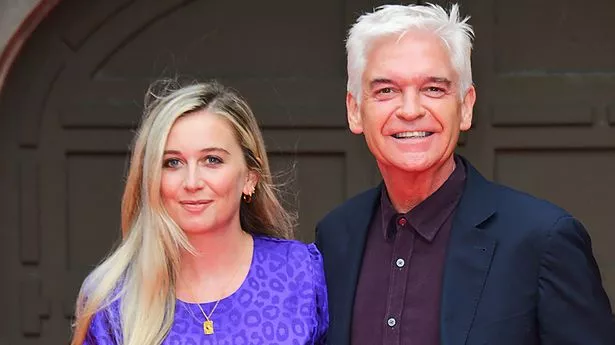 菲利普·斯科菲尔德(Phillip Schofield)的女儿在搬家申请中说:“